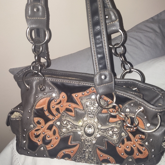 Justin West - Picture 4 of 7